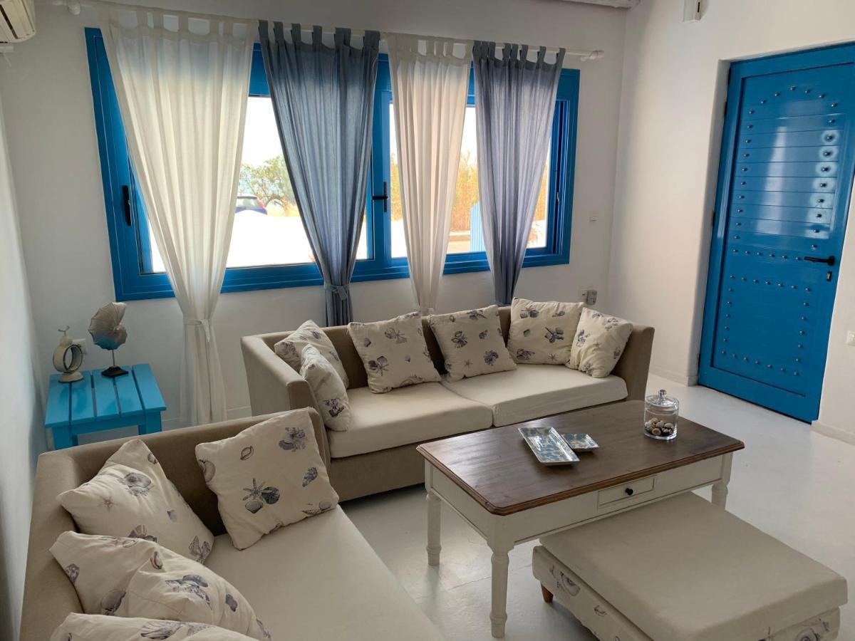 Blue Sea Villa&Apartments Makrýgialos Esterno foto