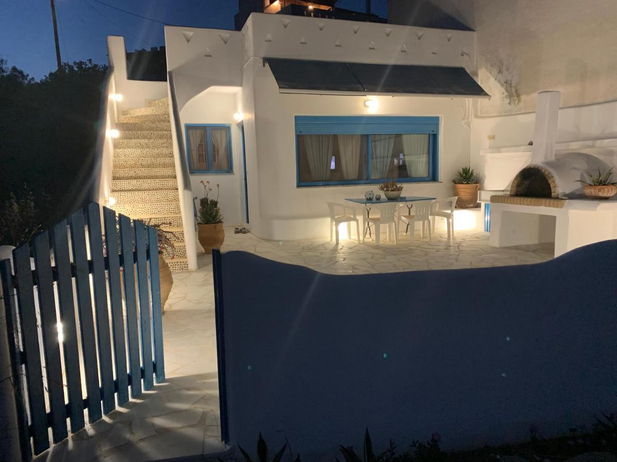Blue Sea Villa&Apartments Makrýgialos Esterno foto