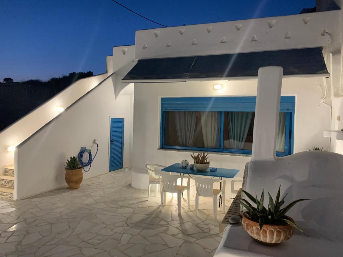 Blue Sea Villa&Apartments Makrýgialos Esterno foto