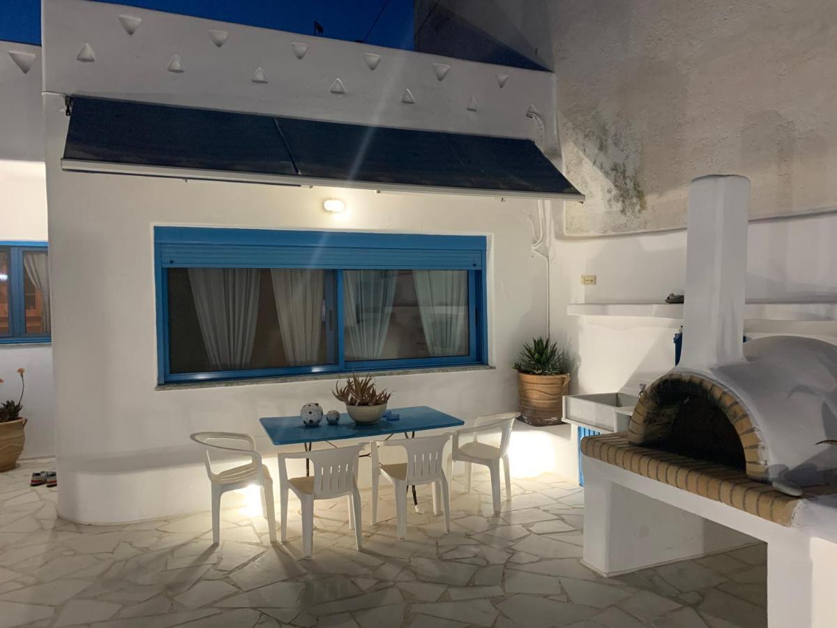 Blue Sea Villa&Apartments Makrýgialos Esterno foto
