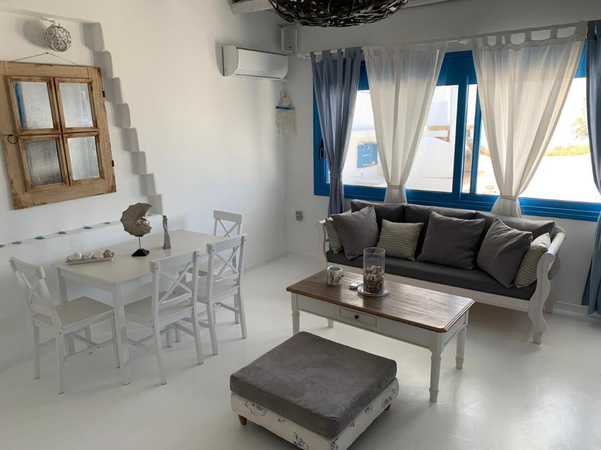 Blue Sea Villa&Apartments Makrýgialos Esterno foto